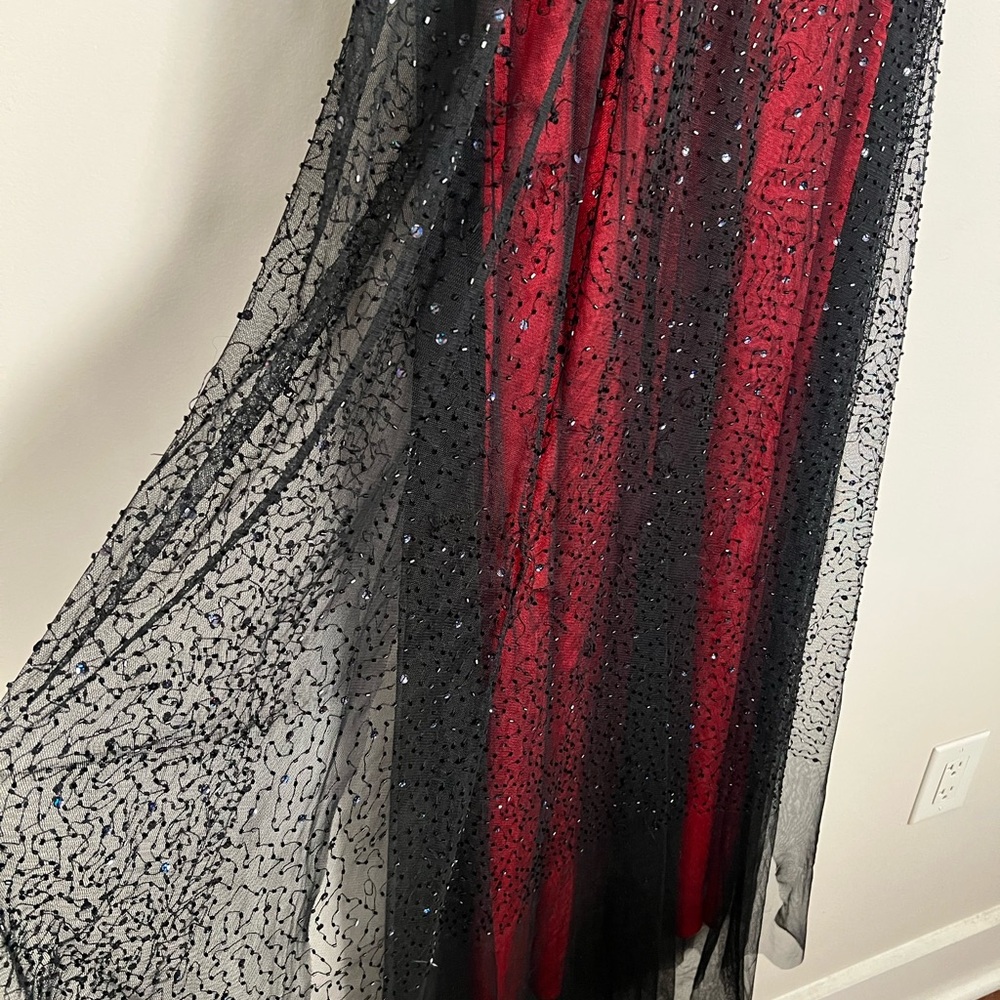 Sue Wong Beaded Red Black Mesh Gown Size 12 - Picture 7 of 12